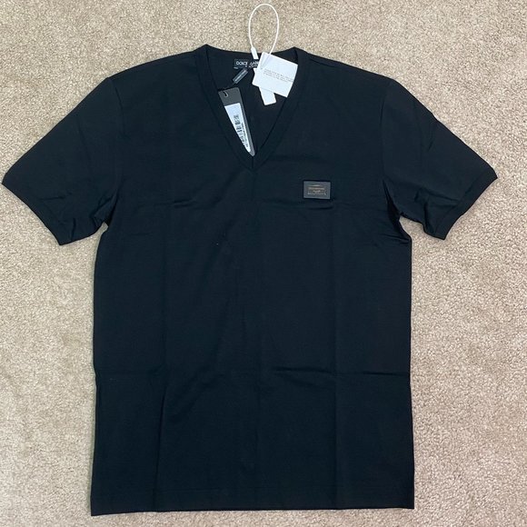 Dolce & Gabbana V-neck T-shirt Black with plaque mens IT 48 or Medium - Picture 3 of 7
